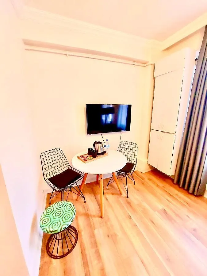 Mates Istiklal Suites Istanbul Apartment